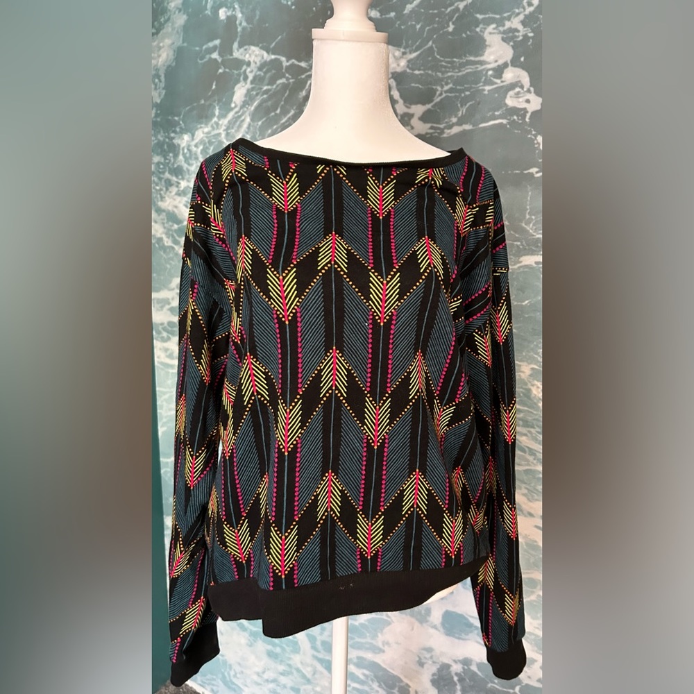 90’s type light sweater